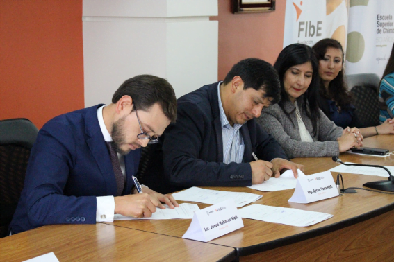 La Fundación Iberoamericana de Educación firmó un Convenio Marco de Cooperación Interinstitucional con la Escuela Superior Politécnica de Chimborazo.